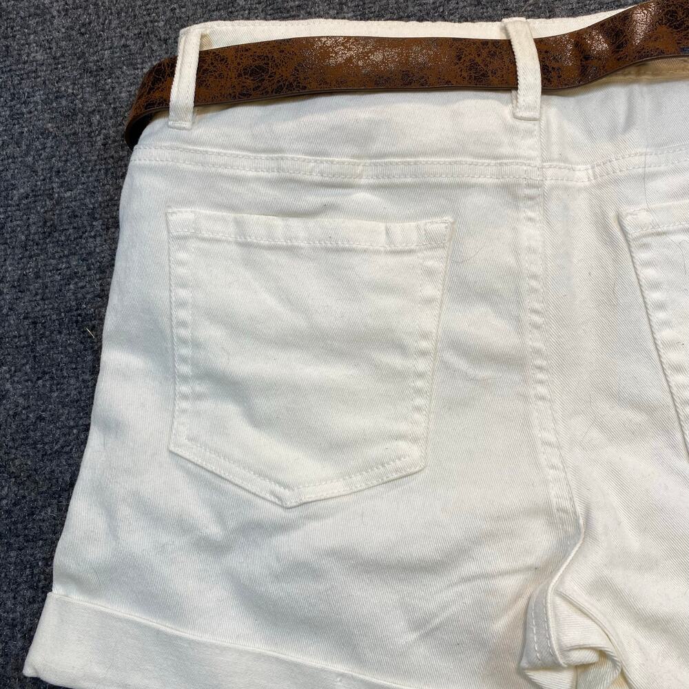 New Dollhouse White Distressed Jean Shorts Jorts Belted Cuffed Womens 11 - Picture 5 of 7